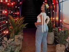 Mia_Frost from ImLive