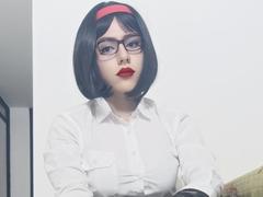 MiaHyperion - shemale with black hair webcam at xLoveCam