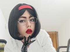 MiaHyperion - shemale with black hair webcam at xLoveCam