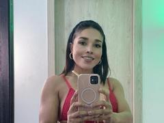 Mia_lucchi - female with brown hair and  big tits webcam at StripChat