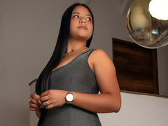 MiaLuz - female with black hair and  small tits webcam at xLoveCam
