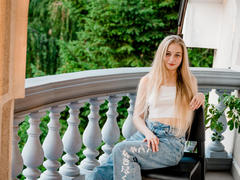 Mia_Meow - blond female with  small tits webcam at ImLive