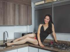 MiaMott - female with black hair webcam at LiveJasmin