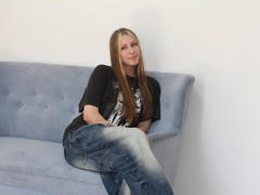 SandyMiller from LiveJasmin