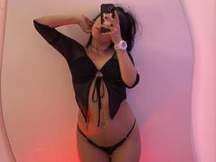 MiaPresscot - female with black hair webcam at xLoveCam