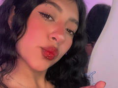 MiaPresscot - female with black hair webcam at xLoveCam