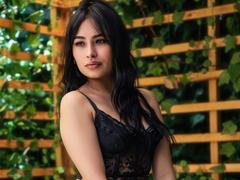 MiaRousel - female with black hair webcam at xLoveCam