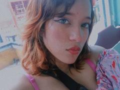 MiaSinclairX - female webcam at xLoveCam