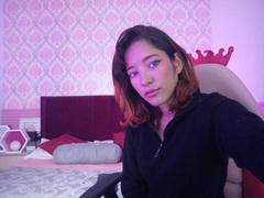 MiaSinclairX - female webcam at xLoveCam