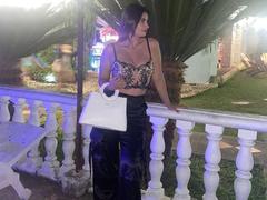 MiaSmithj - female with black hair and  big tits webcam at xLoveCam