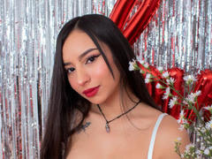 MiaSuarez - female with black hair and  big tits webcam at ImLive