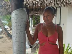 MiaTight from xLoveCam