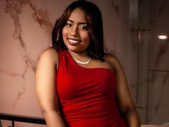 MiaXgate - female with brown hair webcam at xLoveCam