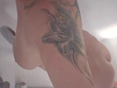 Mia-jey-hot - blond female webcam at xLoveCam