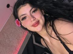 MiaaAmour - female with  big tits webcam at xLoveCam