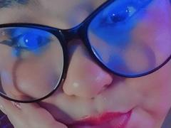 MiaaaHott - female with red hair and  big tits webcam at xLoveCam