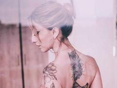 MiahParker - blond female with  small tits webcam at xLoveCam