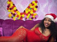 Charai - female with black hair webcam at xLoveCam
