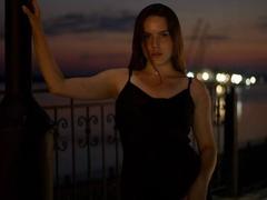 MichaMattes - female with brown hair webcam at xLoveCam