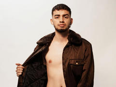 MichaelMagno - male webcam at LiveJasmin