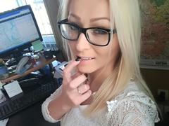 Michaela2015-hot - blond female webcam at xLoveCam
