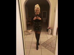 Michaela2015-hot - blond female webcam at xLoveCam