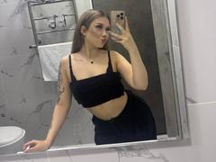 MichelFishbein - female with brown hair and  big tits webcam at xLoveCam