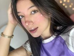 MichellFord - female with brown hair webcam at xLoveCam