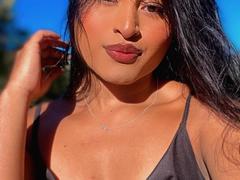 MichelleNarvaez - female with black hair webcam at xLoveCam