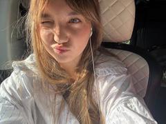NidiaHeagy - female with brown hair and  big tits webcam at LiveJasmin