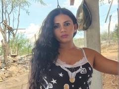 Michonn from xLoveCam