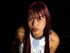 Michy69 - female with black hair webcam at xLoveCam