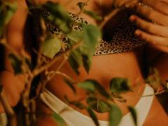 Mielmia - female with black hair and  small tits webcam at xLoveCam