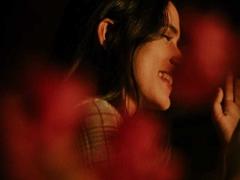 Mielmia - female with black hair and  small tits webcam at xLoveCam