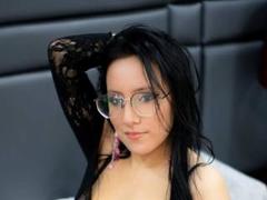 DaphneBlair - female with brown hair and  big tits webcam at LiveJasmin