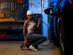 MiiaFoxy - female with black hair webcam at xLoveCam