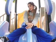 MiiaWills - female webcam at xLoveCam