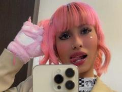 MikaLu - blond female webcam at xLoveCam