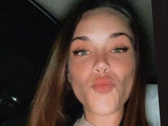 MikaelaPink-hot - blond female webcam at xLoveCam