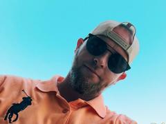 MikeHottLover69 from xLoveCam