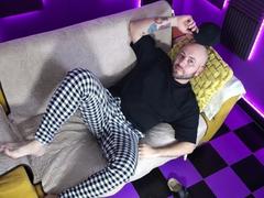 MikeLoverss - male webcam at xLoveCam