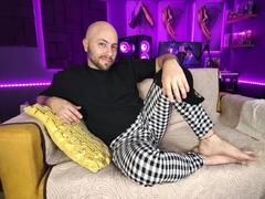 MikeLoverss - male webcam at xLoveCam