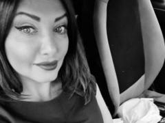 GraceLantis - female with black hair and  big tits webcam at LiveJasmin