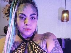 MilaBlake - blond female webcam at xLoveCam