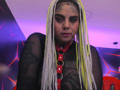 MilaBlake - blond female webcam at xLoveCam