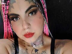 MilaBlake - blond female webcam at xLoveCam