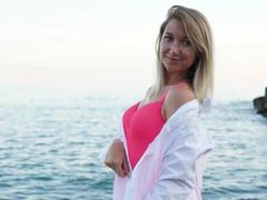 MilaBott - blond female with  small tits webcam at xLoveCam
