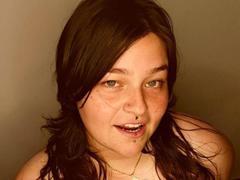 MilaDallila - blond female with  big tits webcam at xLoveCam