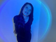 MilaLoona - female webcam at xLoveCam