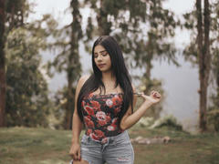 MilaQu - female with black hair and  small tits webcam at ImLive